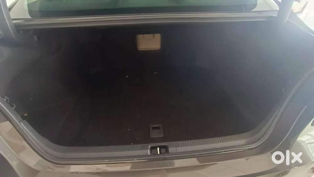 Toyota Camry Hybrid, 2023, Cng & Hybrids