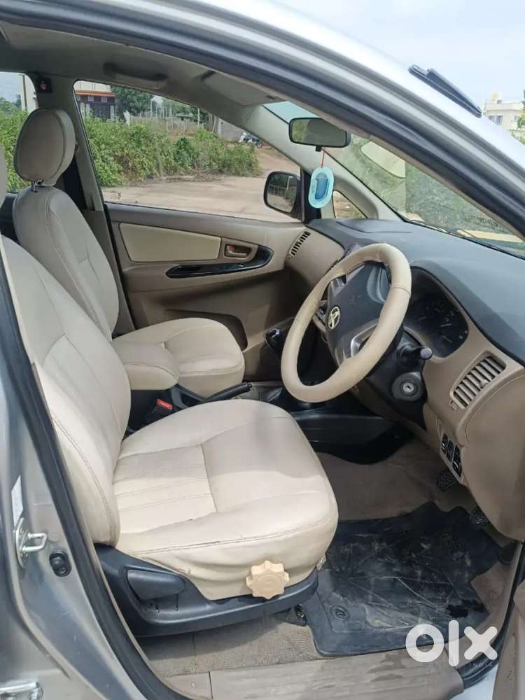 Toyota Innova 2.4g Single Owner Well Maintained