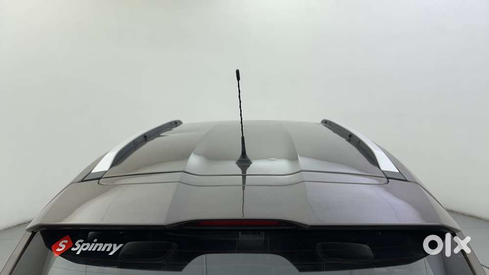 Nissan Magnite 1.0 Xv Premium Turbo Cvt, 2021, Petrol