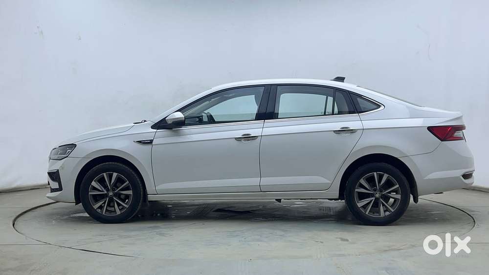 Skoda Slavia Style (non-sunroof), 2022, Petrol