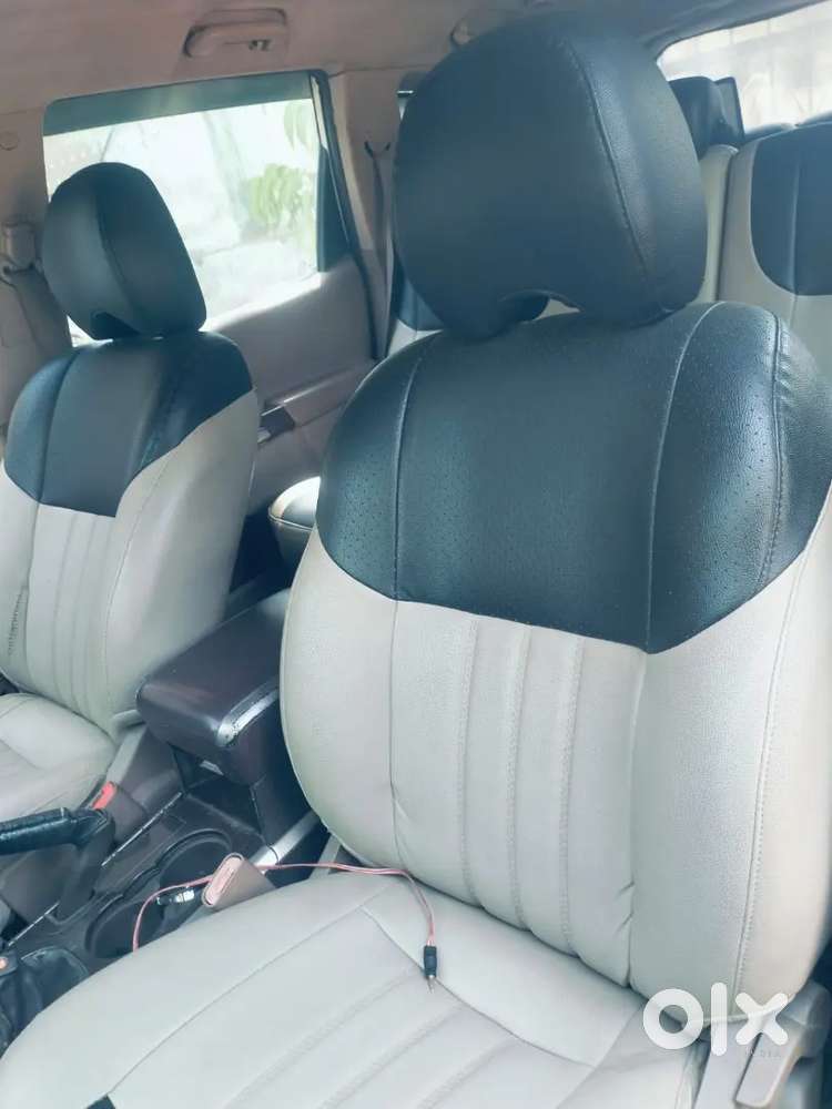 Xuv500w8  2012