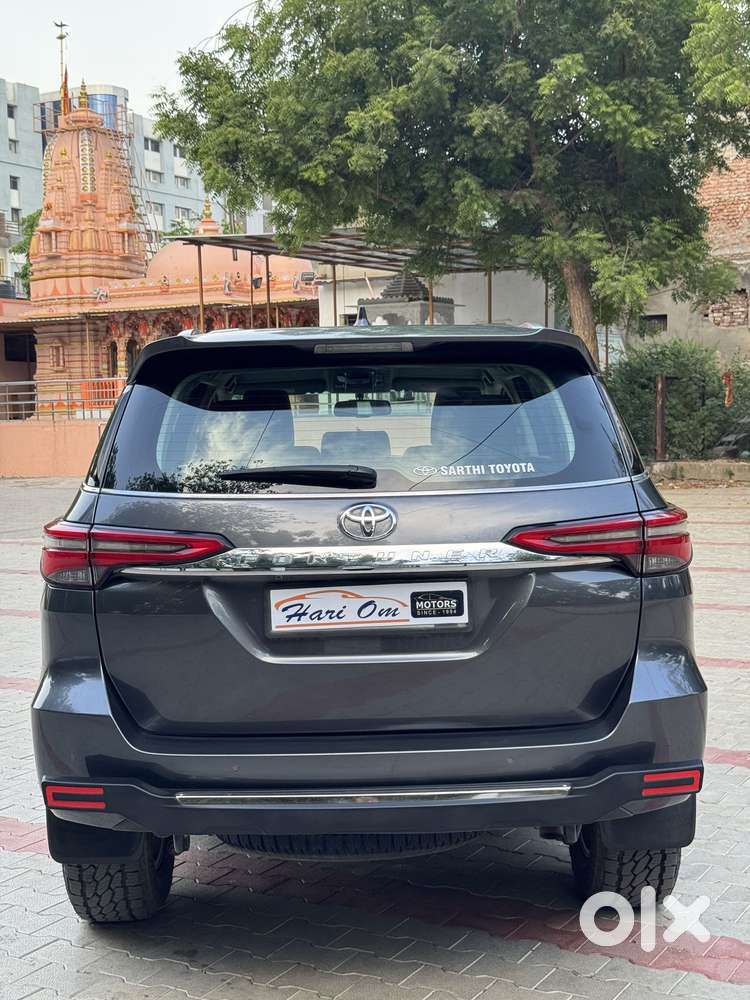 Toyota Fortuner [2021-ongoing] 2.8 2wd Diesel Mt, 2021, Diesel