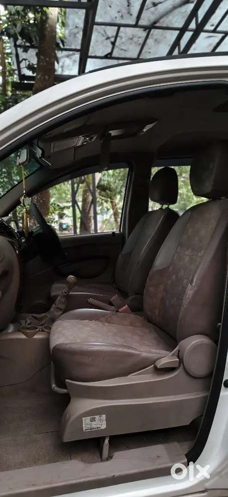 Mahindra Xylo 2015 Diesel 72000 Km Driver Well Maintained