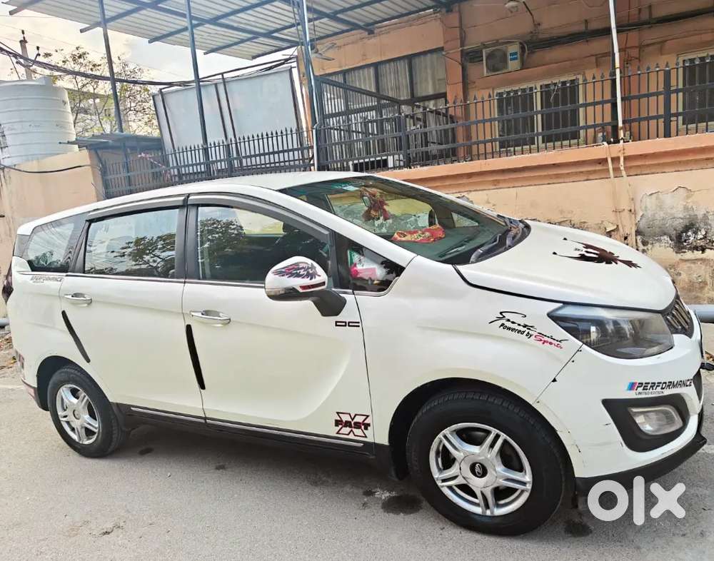 Mahindra Marazzo 2019 Diesel 250000 Km Driven