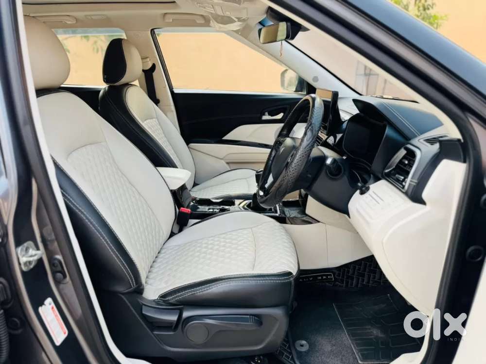 Mahindra Xuv 3xo Ax7 Diesel Mt, 2024, Diesel