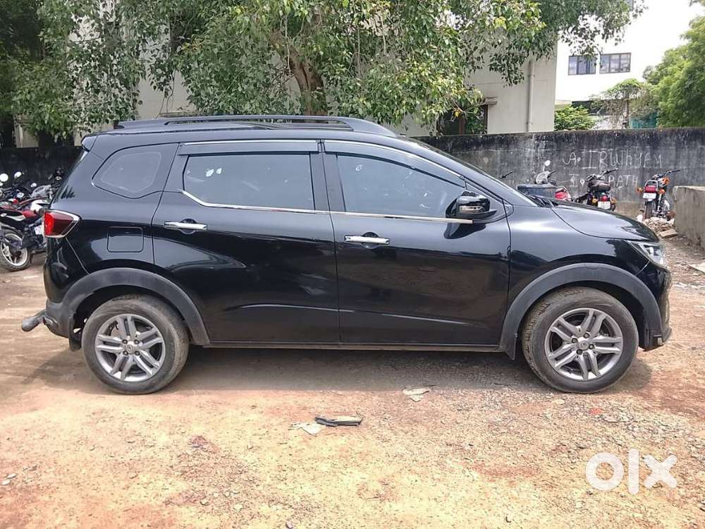 Renault Triber Rxz, 2024, Petrol