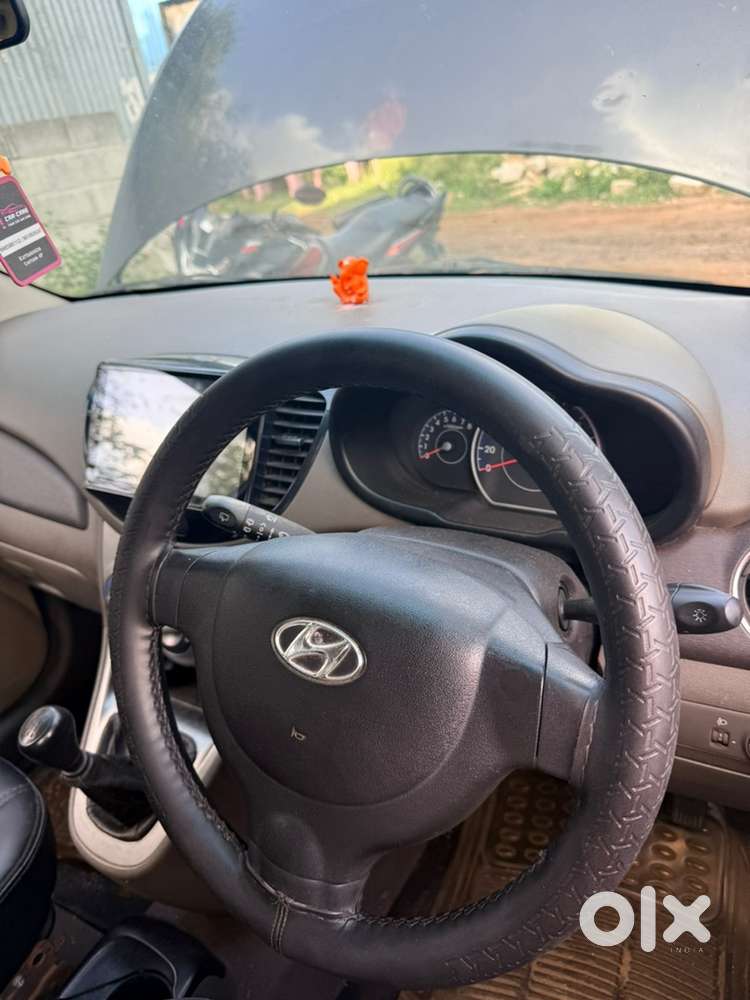 Hyundai I10 Sportz 2012 2nd Owner
