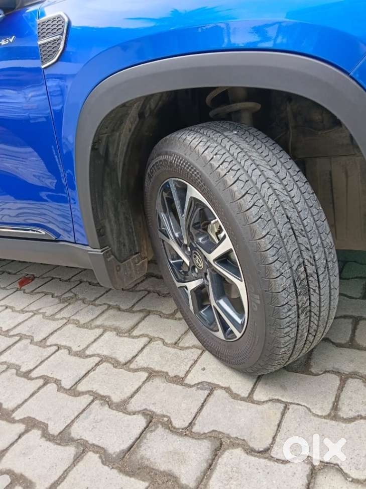 Toyota Urban Cruiser Hyryder 1.5 V Hybrid, 2025, Petrol