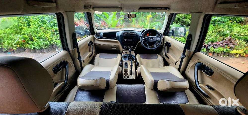 Mahindra Tuv 300 T4, 2017, Diesel