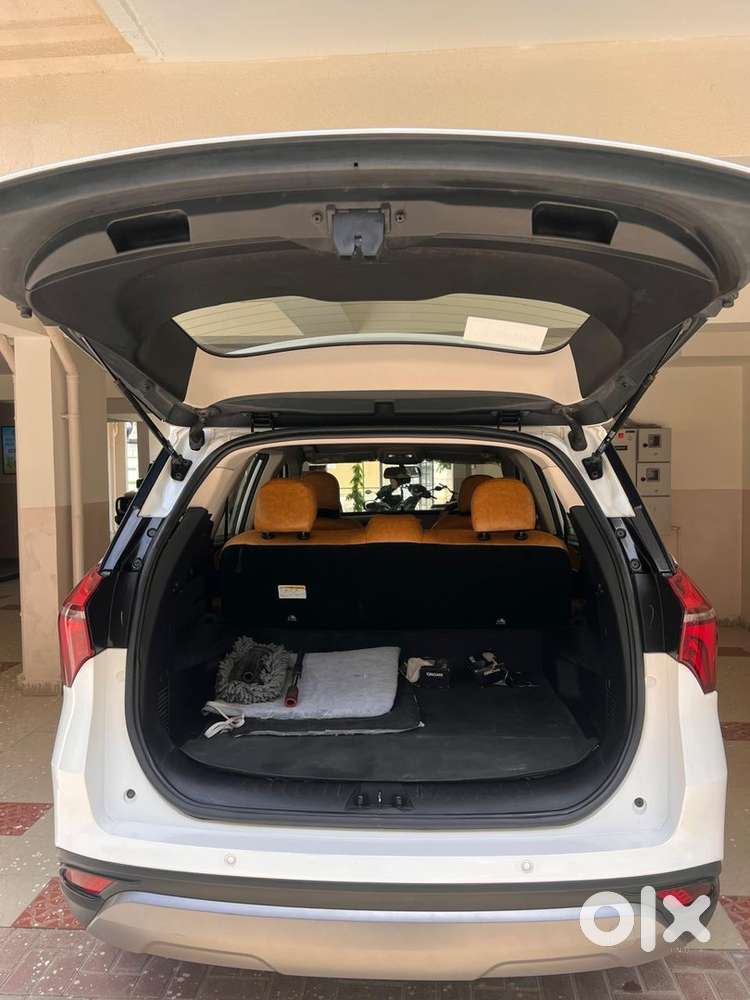 Mahindra Xuv700 Petrol 2022