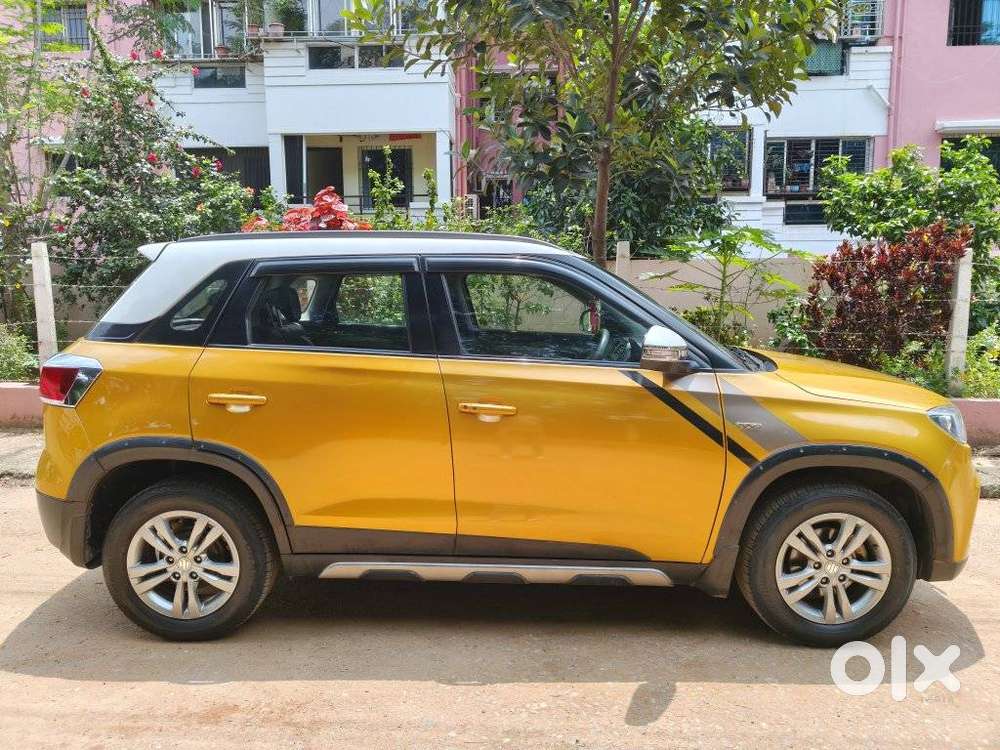 Maruti Suzuki Brezza Zdi+ Dual Tone, 2017, Diesel