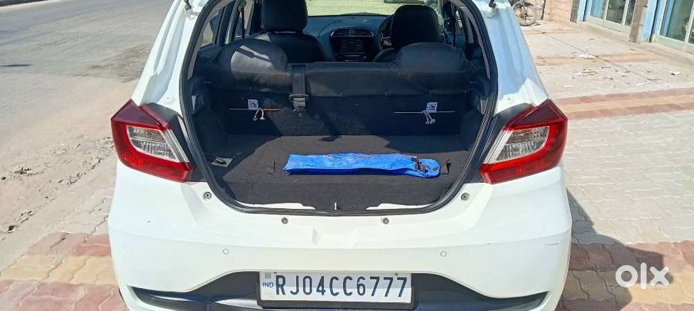 Tata Tiago 1.2 Revotron Xt Cng, 2024, Cng & Hybrids