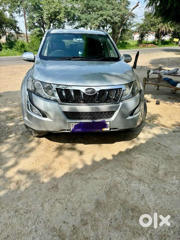 Mahindra Xuv500 2017 Diesel 75000 Km Driven