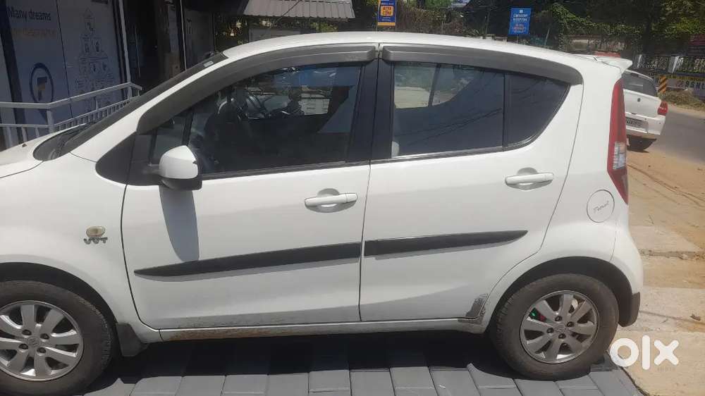 Maruti Suzuki Ritz 2015 Petrol 82000 Km Driven