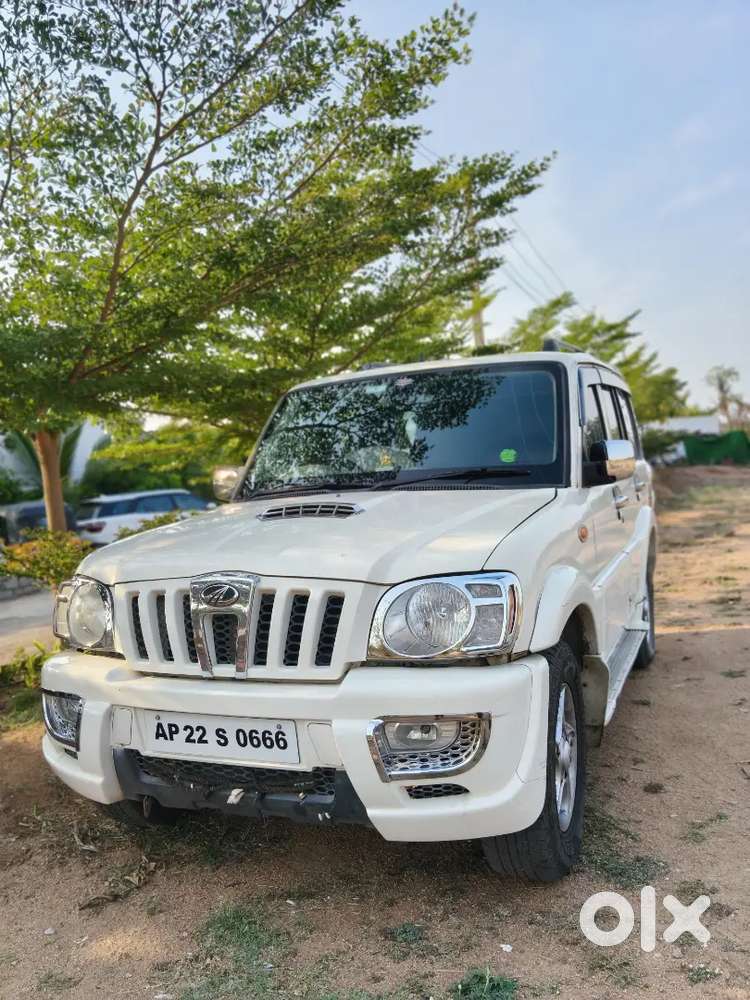 Mahindra Scorpio 2010 Diesel 165000 Km Driven