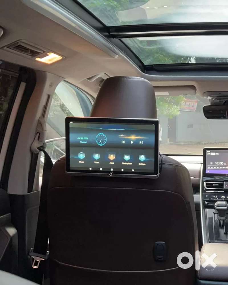 Toyota Innova Hycross 2.0 Zx Hybrid 7 Str, 2024, Petrol