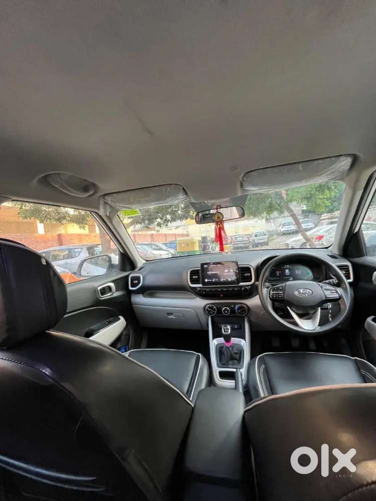 Hyundai Venue N Line 2022 Diesel 42000 Km Driven