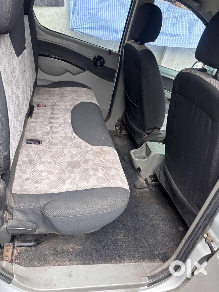 Mahindra Nuvo Sport 7 Seater Car Good Condition