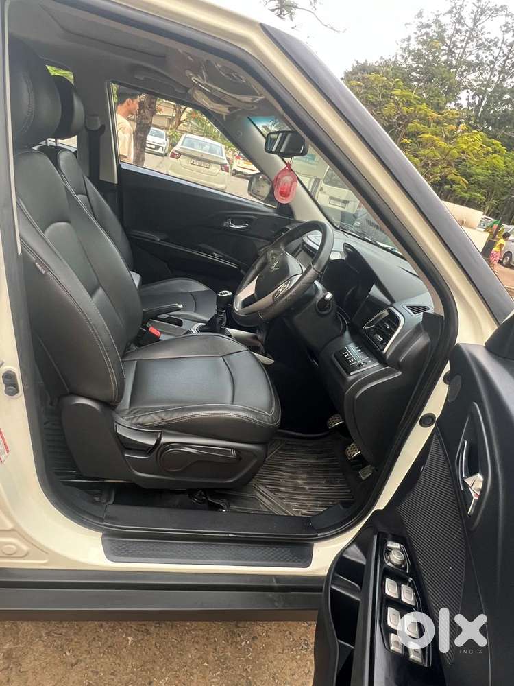 Mahindra Xuv300 W8 Option, 2024, Petrol