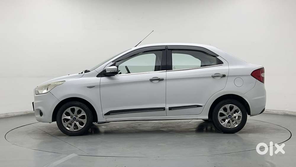 Ford Figo Aspire Titanium, 2015, Petrol
