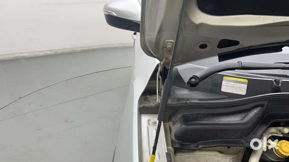 Mahindra Xuv300 W8 Option, 2019, Petrol
