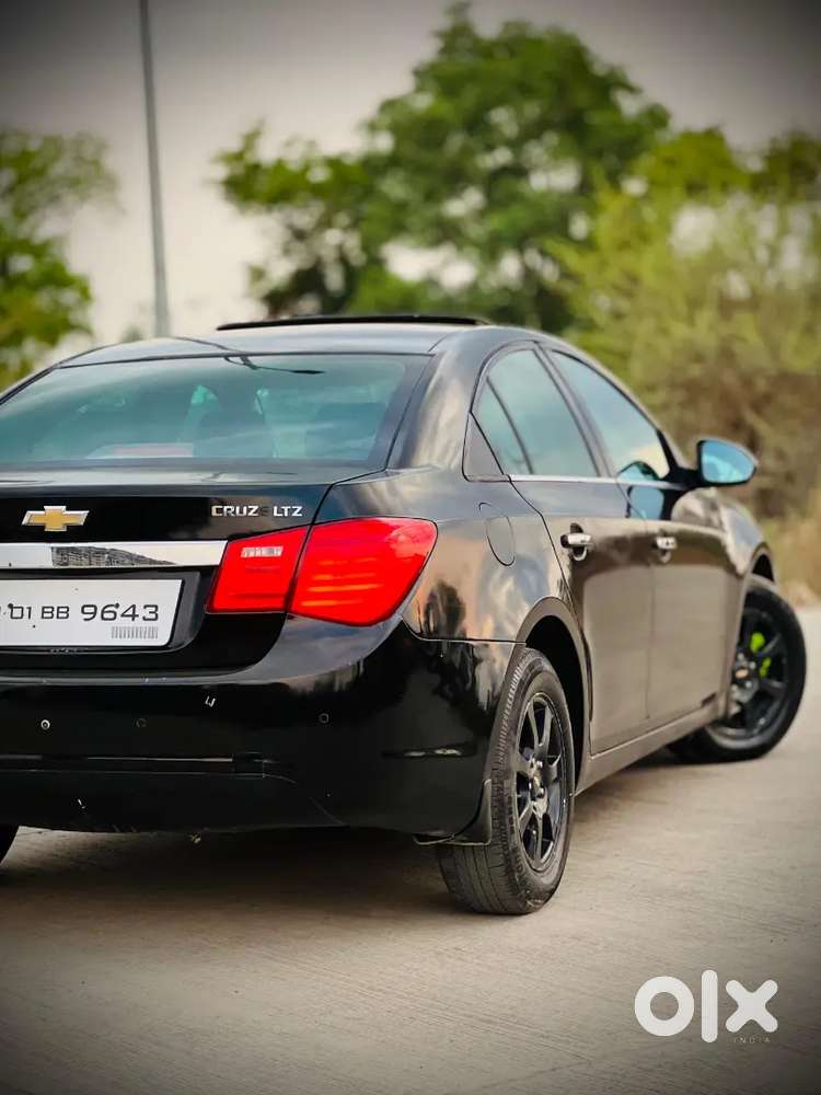 Chevrolet Cruze 2012 Top Modal