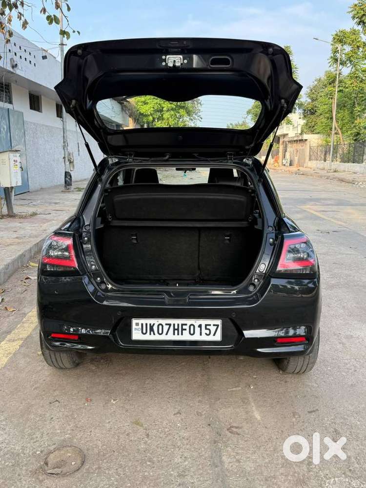 Maruti Suzuki Swift Vvt Zxi, 2025, Petrol