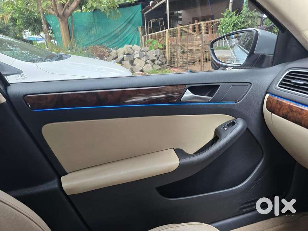 Volkswagen Jetta With 4 Lakh+ Modifications For Sale