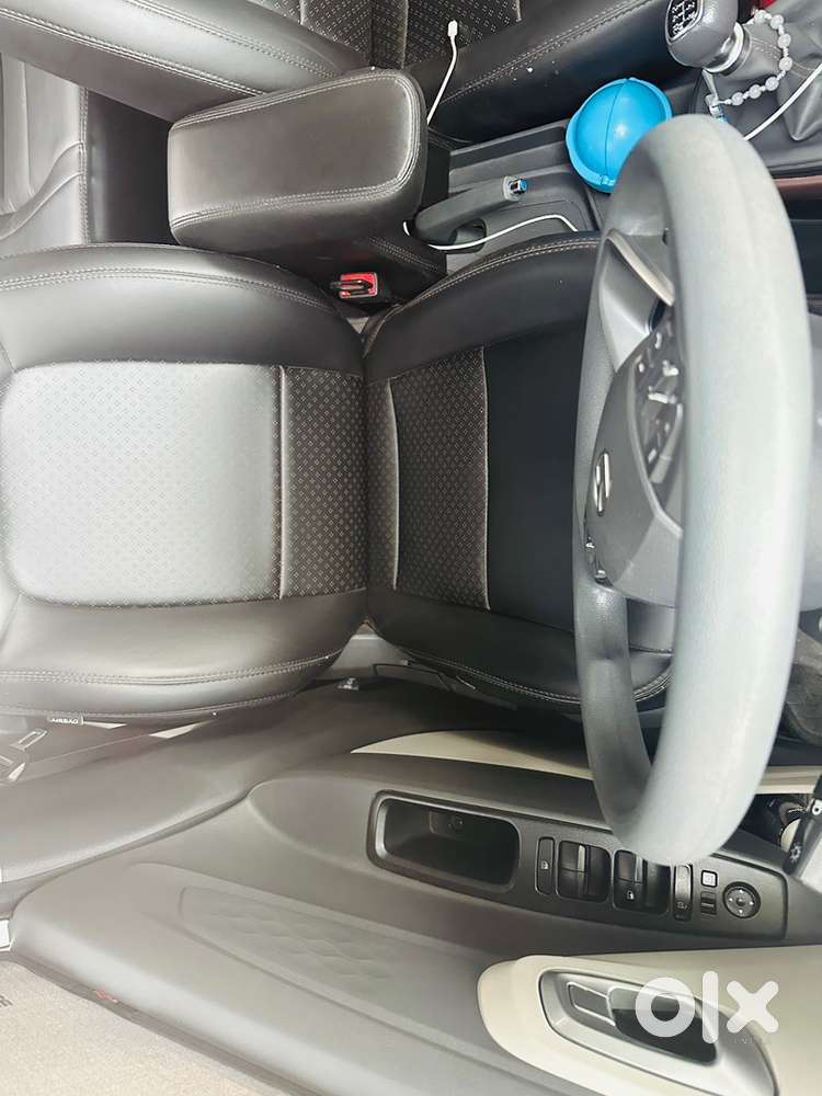 Hyundai Aura 2023 Car