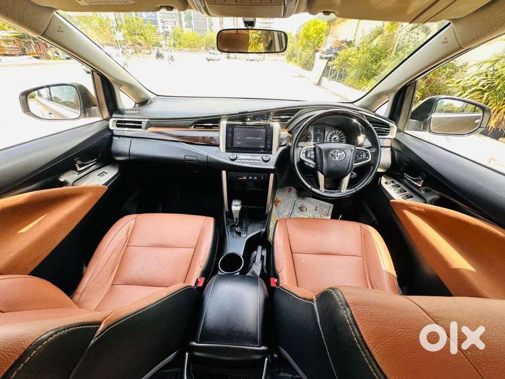 Toyota Innova Crysta 2.8z Automatic, 2017, Diesel