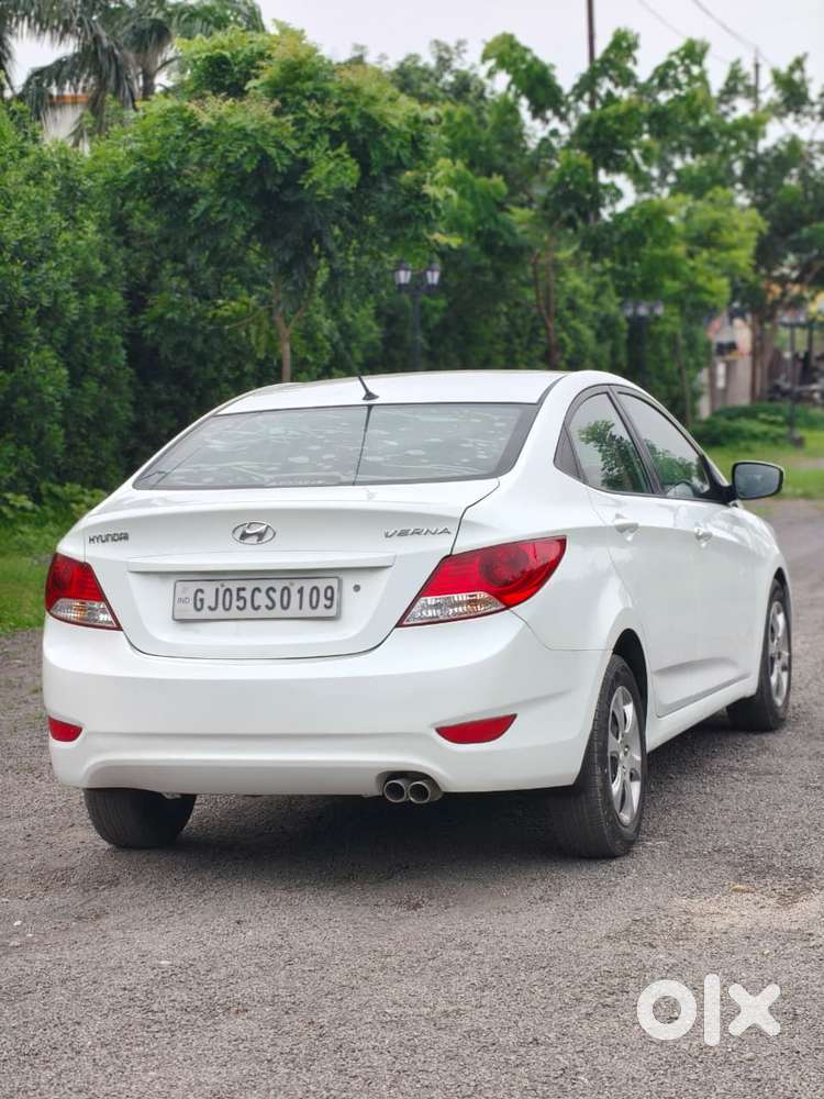 Hyundai Fluidic Verna, 2011, Petrol