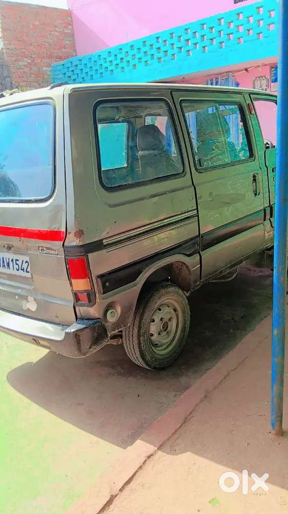 Maruti Suzuki Omni With Chalu Candesan