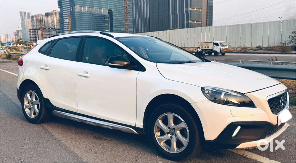 2016 Volvo V40 Country Petrol