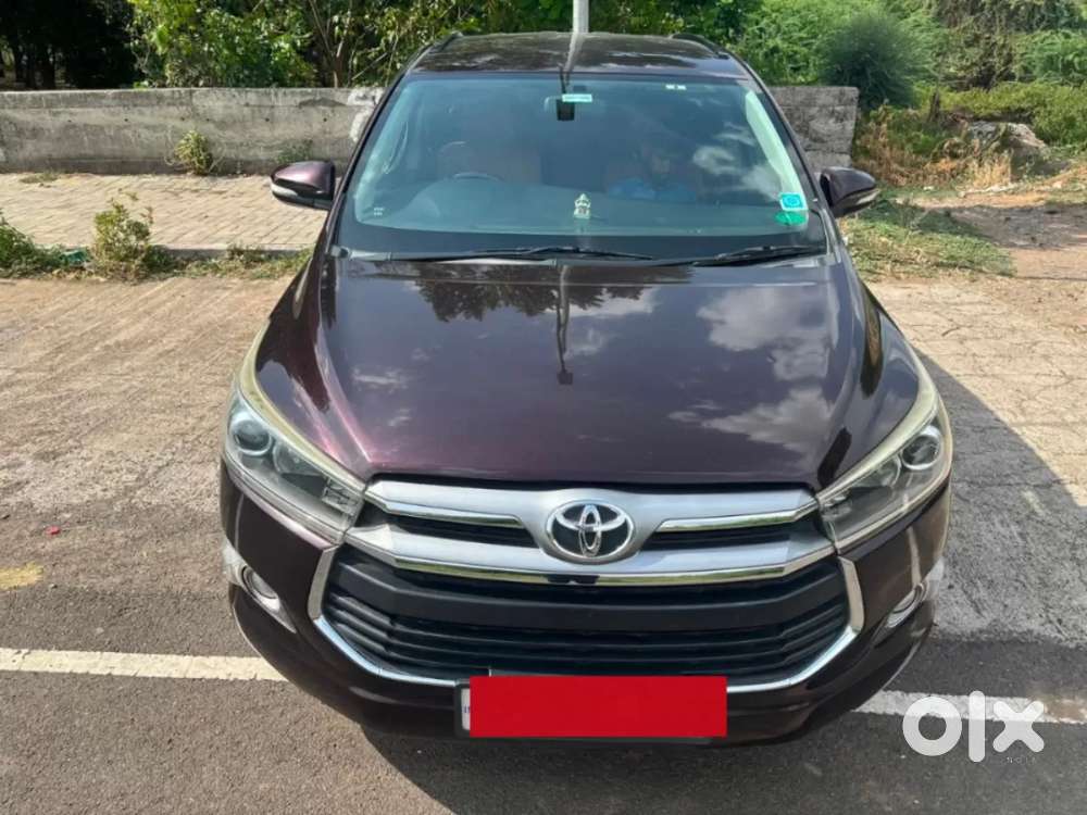 Toyota Innova Crysta 2.4 V 7 Str, 2016, Diesel