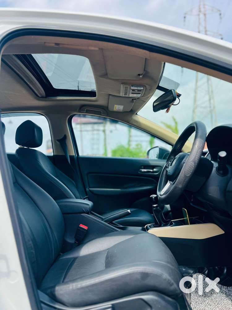 Honda City 1.5 Vx I-vtec Mt, 2022, Cng & Hybrids
