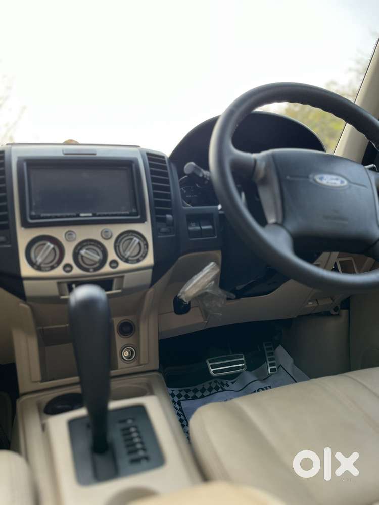 Ford Endeavour 3.2 Titanium At 4x4, 2014, Diesel