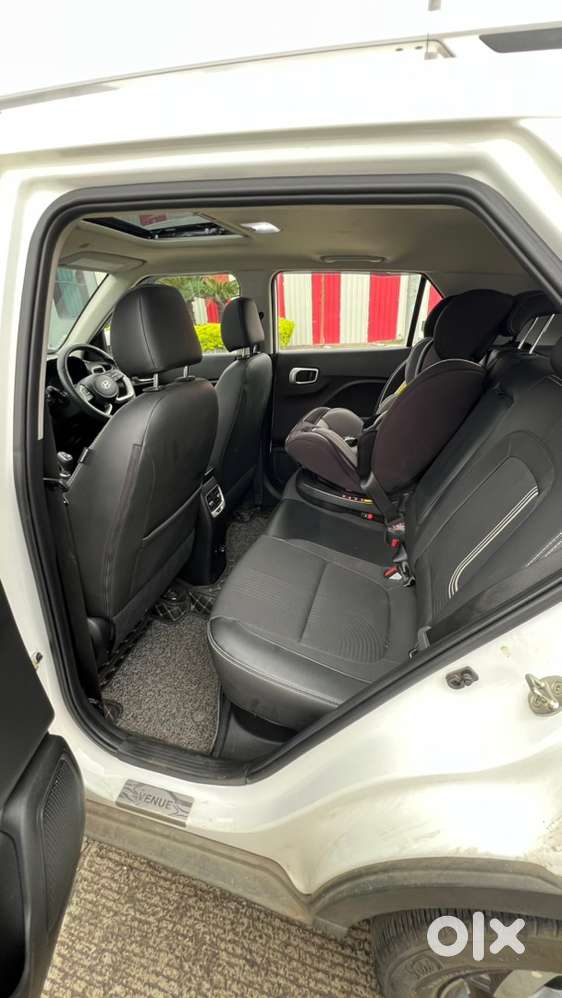 Hyundai Venue Petrol Turbo Imt Sxo Top Model
