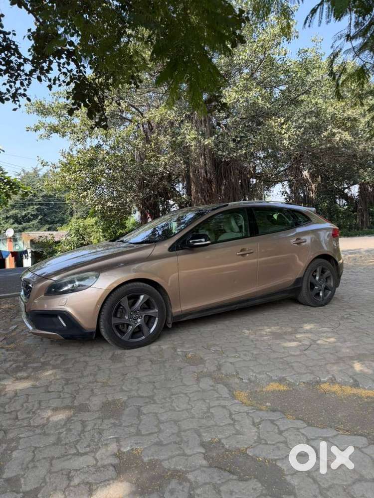 Volvo V40 Cross Country D3, 2013, Diesel