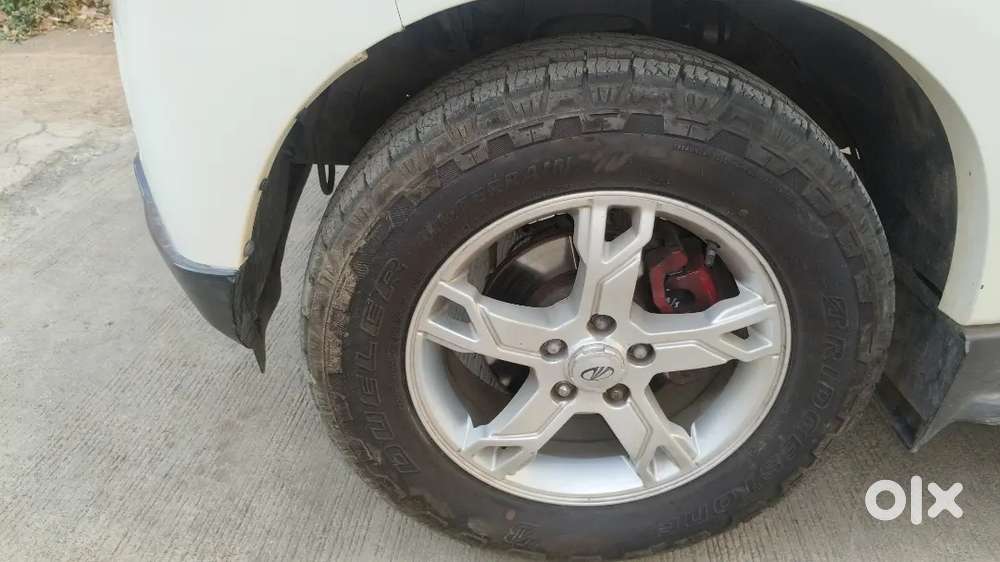 Mahindra Scorpio S10