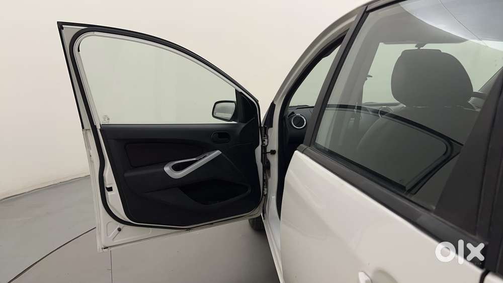 Ford Figo 2010-2012 Petrol Zxi, 2010, Petrol