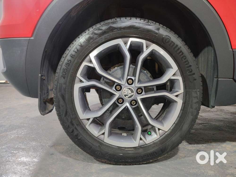 Skoda Kushaq Style 1.0l Tsi At, 2022, Petrol