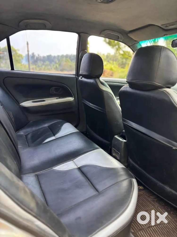 Mitsubishi Lancer 1999