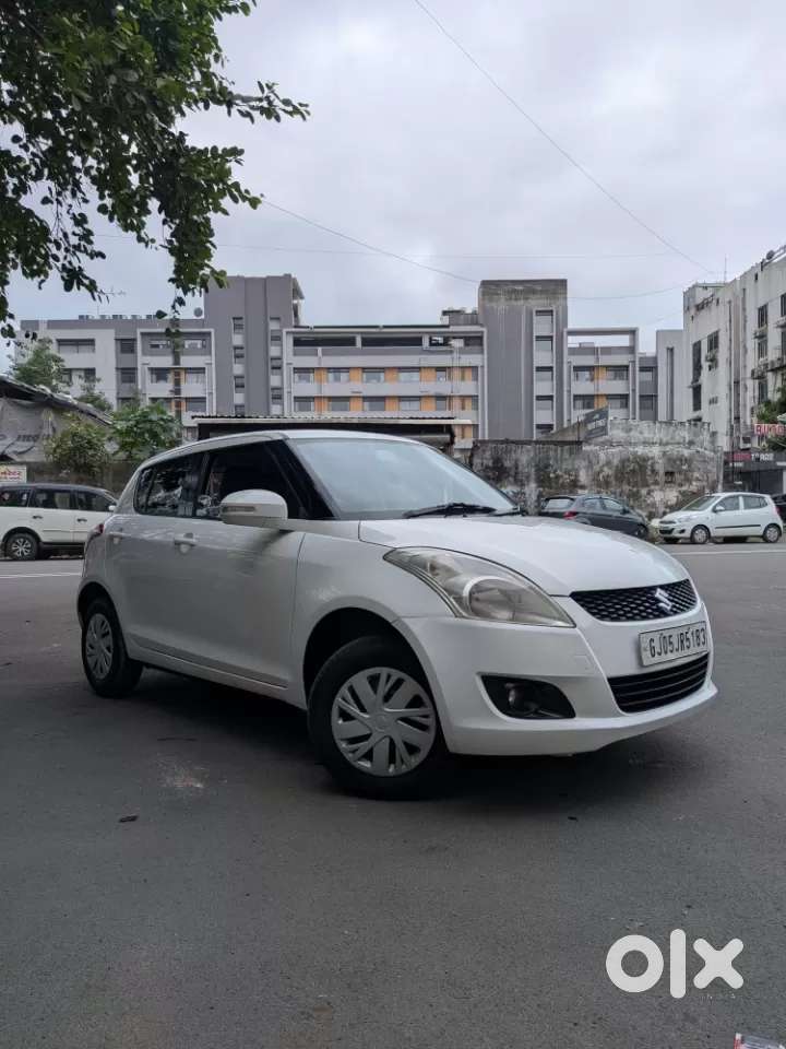 Maruti Suzuki Swift Vxi, 2016, Petrol