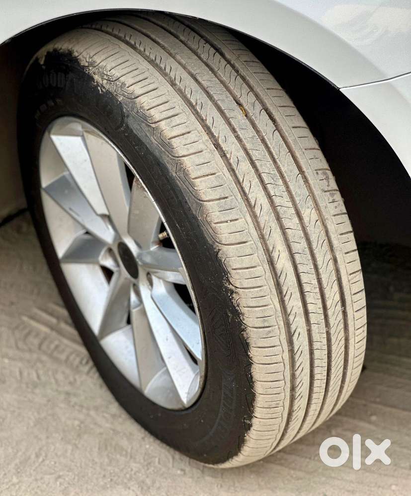 Skoda Superb 2013-2015 Elegance 1.8 Tsi At, 2014, Petrol