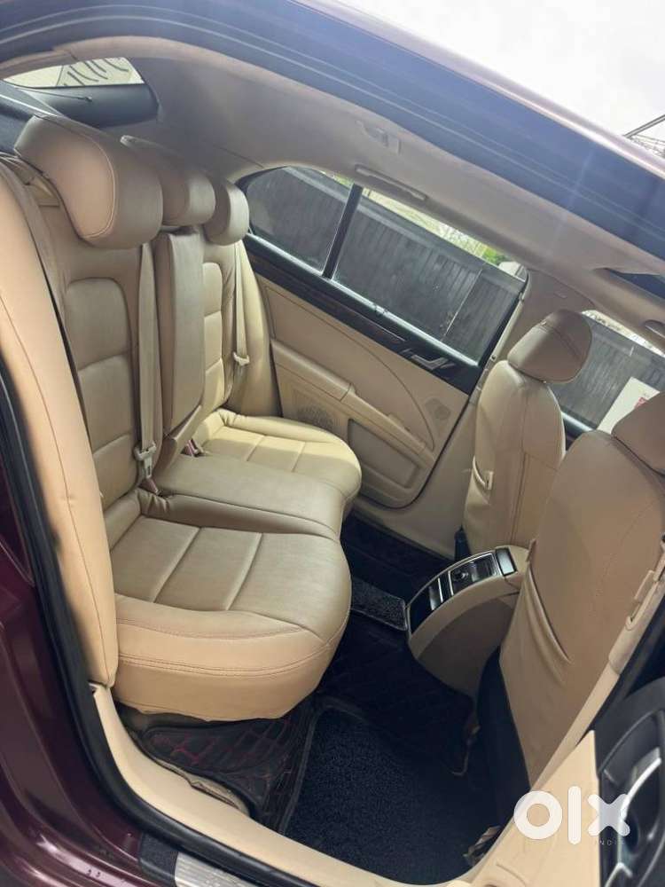 Skoda Superb Lk 2.0 Tdi At, 2012, Diesel