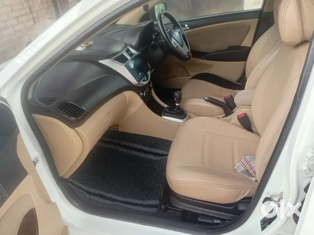 Hyundai Verna 2012 Diesel Well Maintained Soroom Condition
