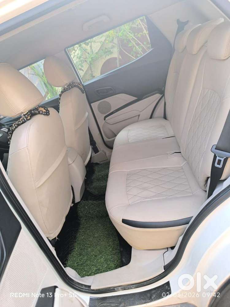 Mahindra Xuv 300 (2nd Owner) Diesel Car 2019 Model For Sale