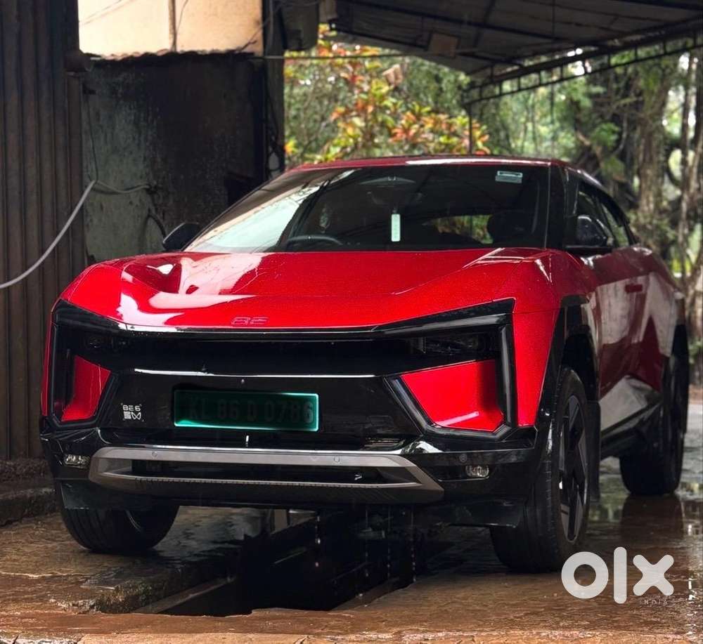 Mahindra Be 6 2025 Electric 17000 Km Driven