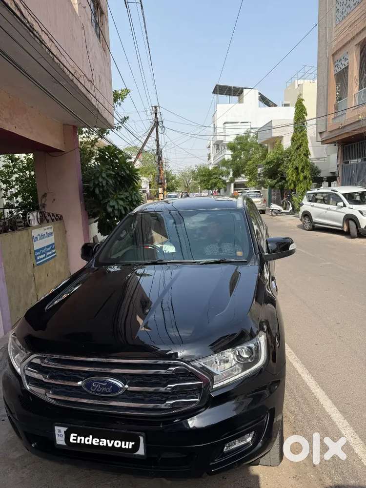 Ford Endeavour Black Beast