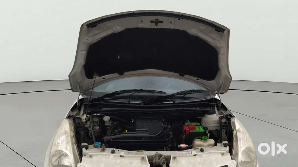 Maruti Suzuki Swift Dzire Vxi At, 2013, Petrol